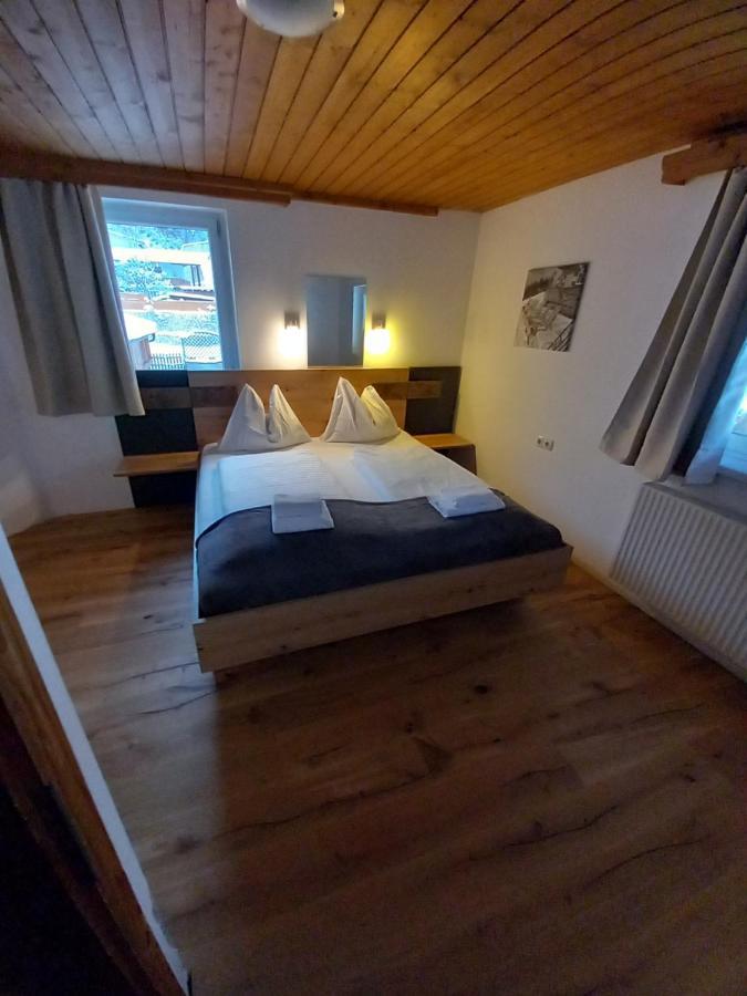 Stille Oase Apartment Panorama Bruck an der Grossglocknerstrasse Bagian luar foto